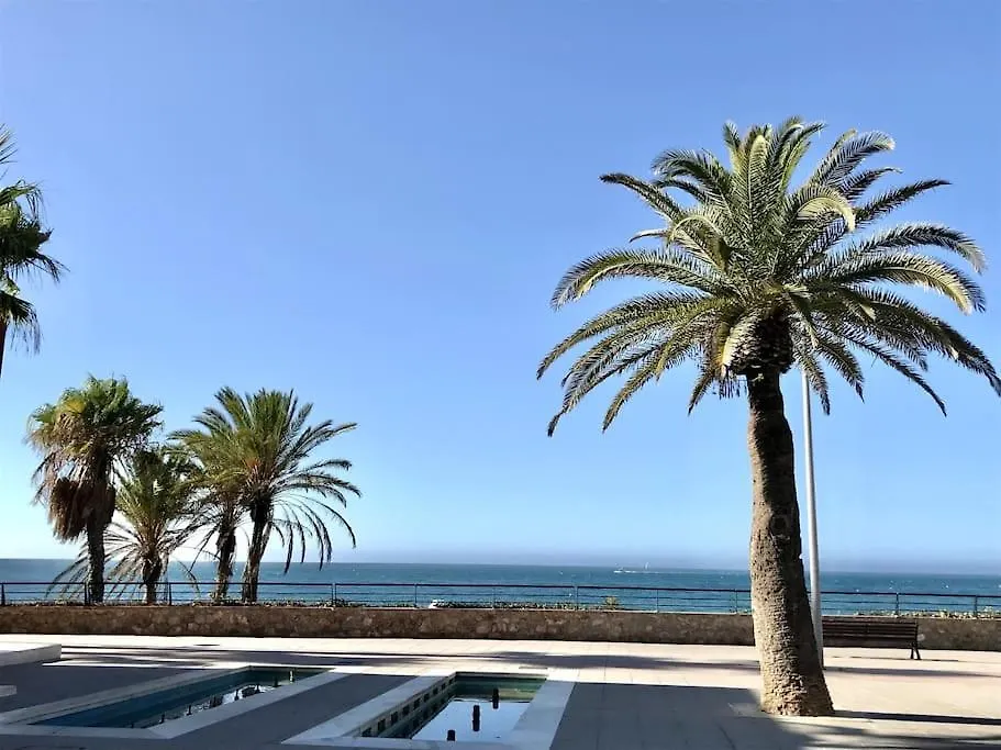 Style & Comfort In Benalmadena - Pool Available Seasonally Appartement