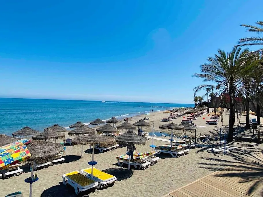 Style & Comfort In Benalmadena - Pool Available Seasonally Appartement