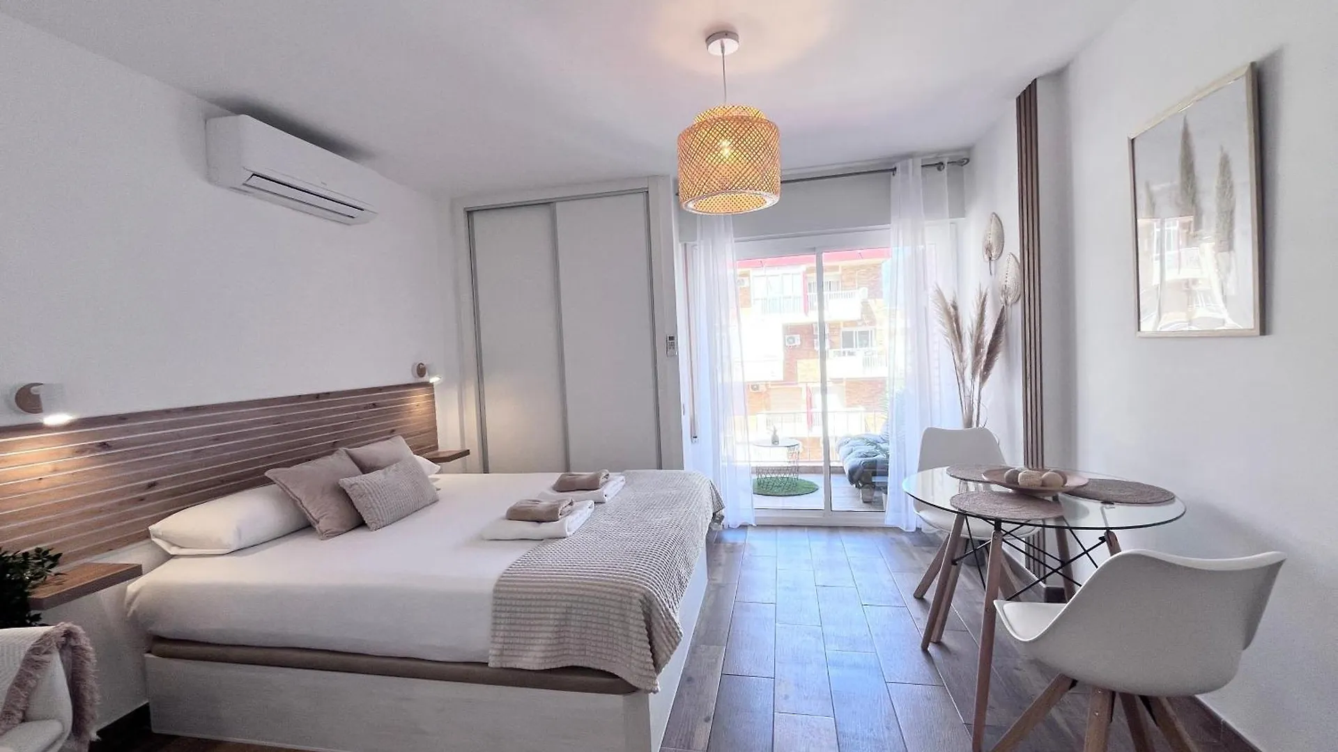 Contacts de Style & Comfort In Benalmadena - Pool Available Seasonally